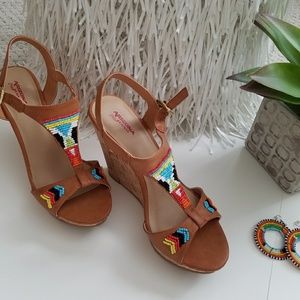 🌺 Arizona wedge heel